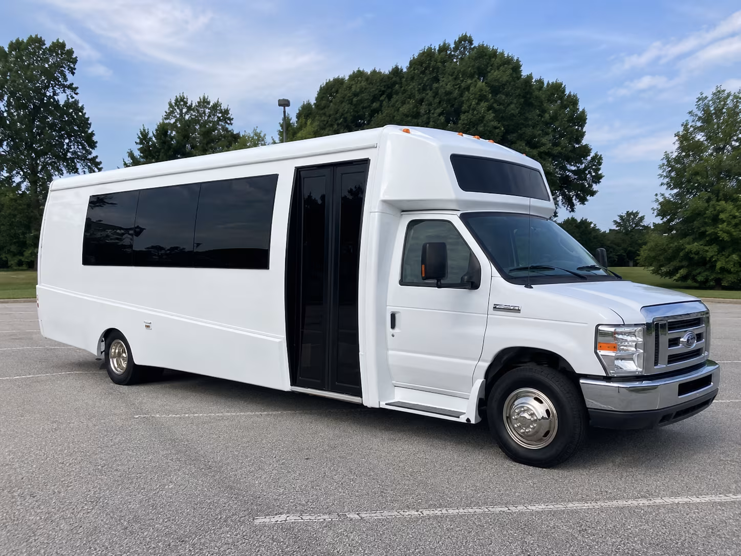 parker 18 passenger party bus