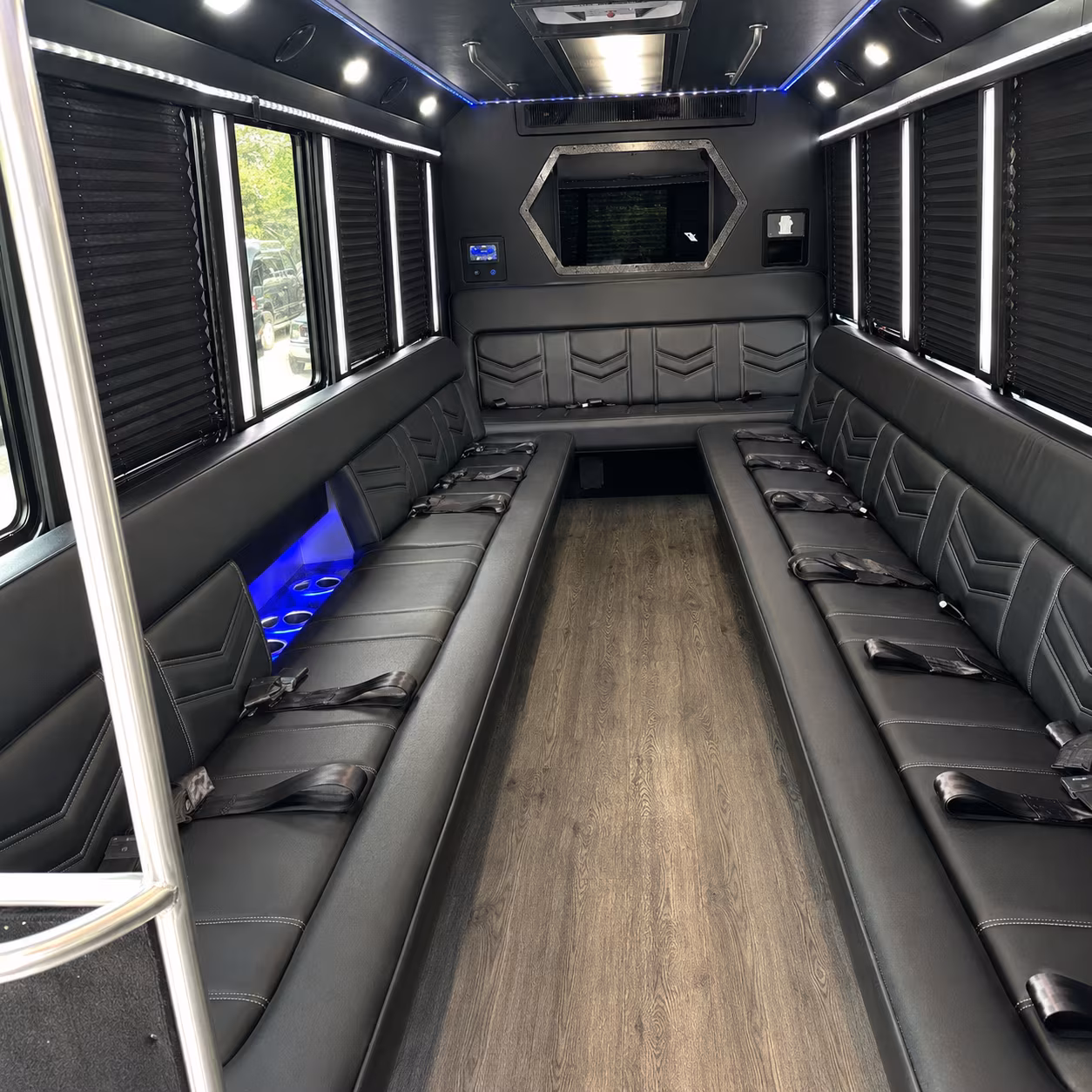 party buses for wine tours along the plum creek corridor
